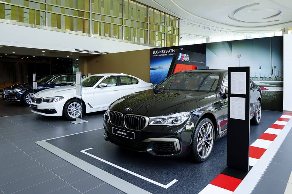 showroom-xe-bmw-dong-anh