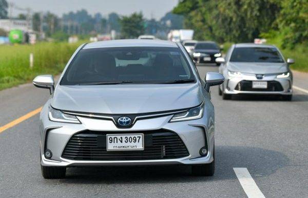Toyota Altis 2022 về Việt Nam