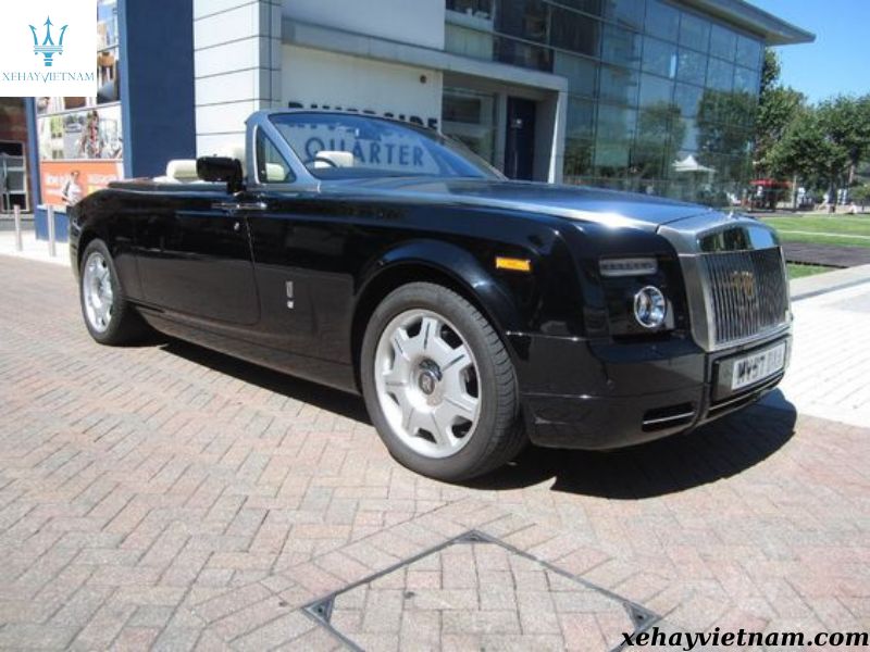 Rolls-Royce-Phantom-Drophead-Coupe
