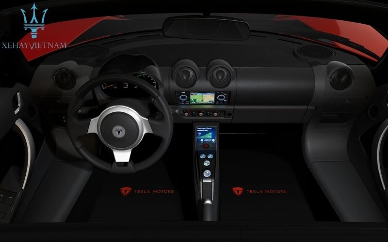 Thiết kế vô lăng Roadster tạo cảm giác thể thao cho người điều khiển